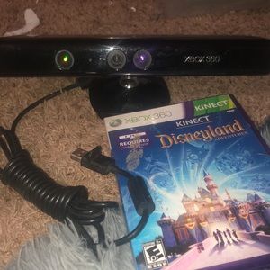 Xbox 360 Kinect Sensor Bar Black with Disneyland Adventures game Like new